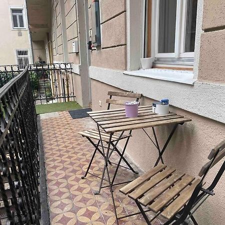 Knezits Spacious Ac Terrace Free Parking Budapeste Exterior foto