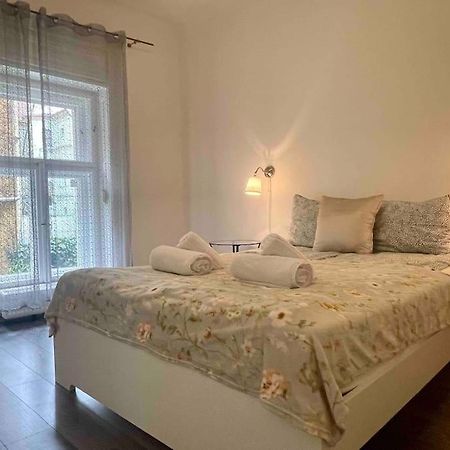 Knezits Spacious Ac Terrace Free Parking Budapeste Exterior foto