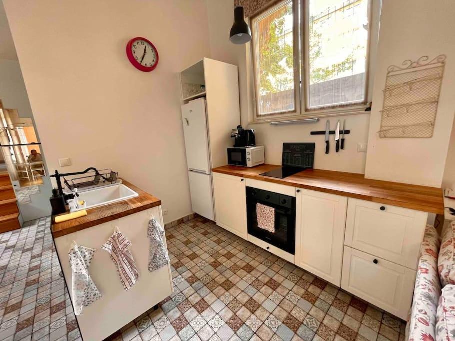 Knezits Spacious Ac Terrace Free Parking Budapeste Exterior foto