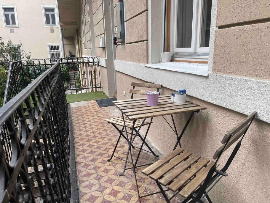 Knezits Spacious Ac Terrace Free Parking Budapeste Exterior foto