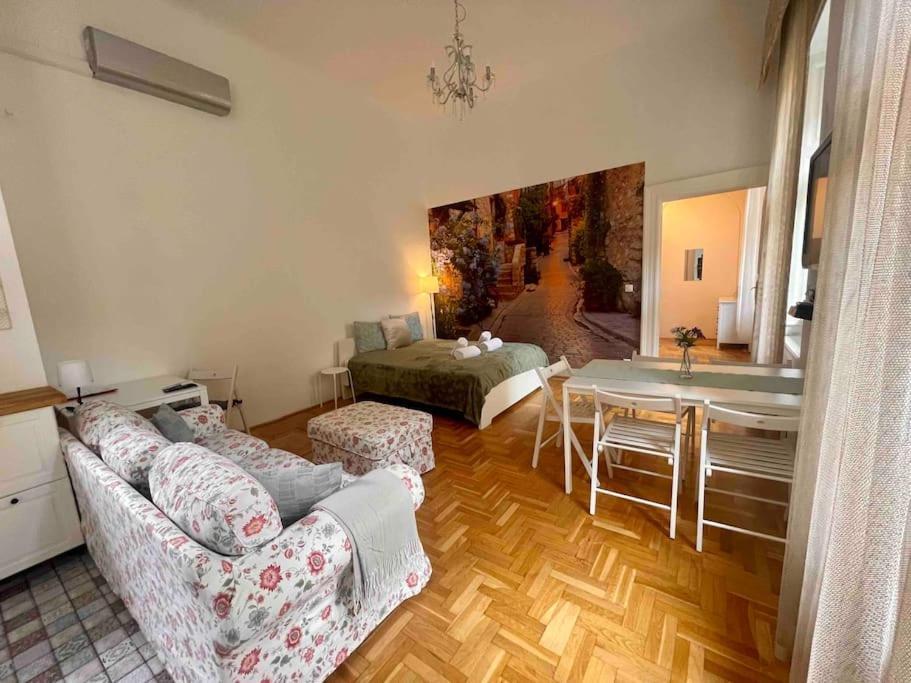 Knezits Spacious Ac Terrace Free Parking Budapeste Exterior foto
